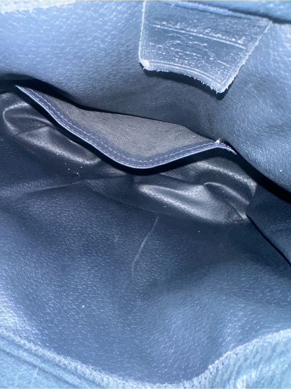Longchamp Black Pebbled Leather Drawstring Bucket Bag – Gently Used - Picture 4 of 12